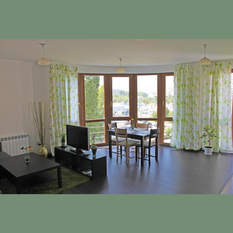 Flora Apartment Centrum 소피아 객실 사진