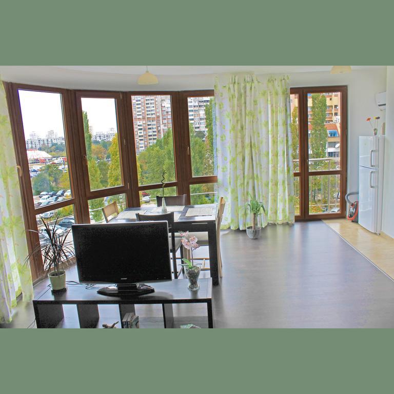 Flora Apartment Centrum 소피아 객실 사진